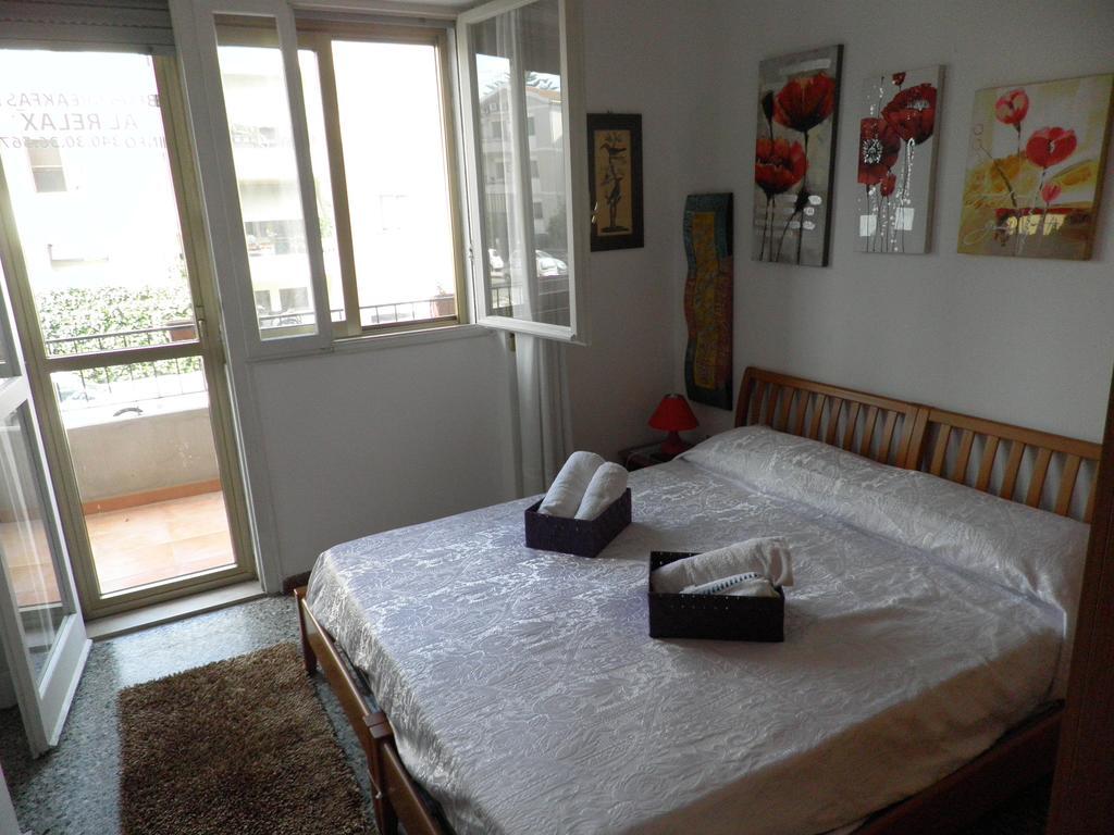 Al Relax Bed and Breakfast Κάλιαρι Δωμάτιο φωτογραφία